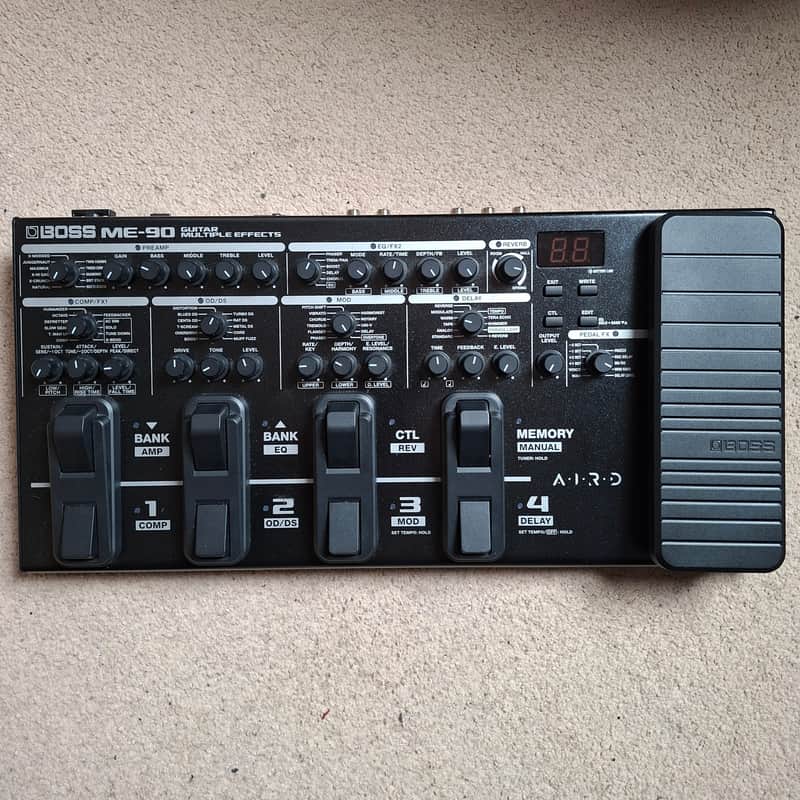 Boss ME-90
