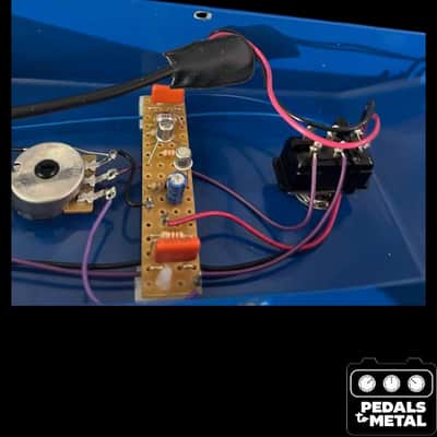Colorsound Fuzz Box - Blue - X18447 image 13