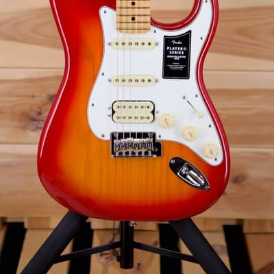 Fender Player II Stratocaster HSS - Aged Cherry Burst image 2