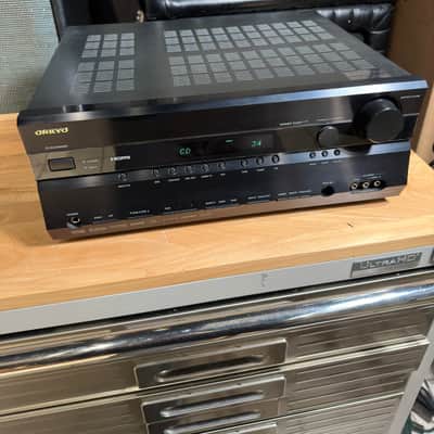 ONKYO TX-SR606 AV Receiver image 1