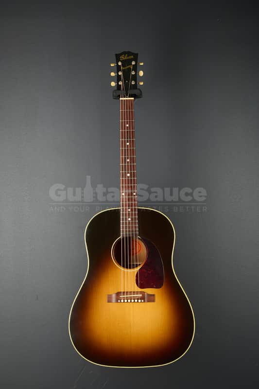 Gibson J-45 True Vintage 2010 - Sunburst (COD 2106UG)