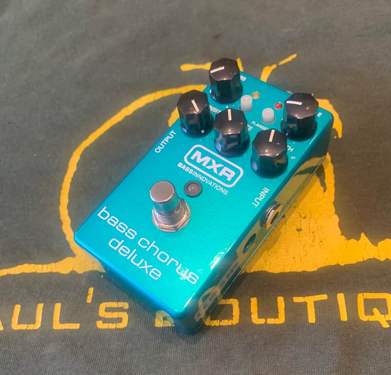 MXR M83 Bass Chorus Deluxe