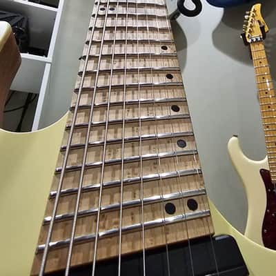 Kiesel DCM8 8 string - Creme image 4