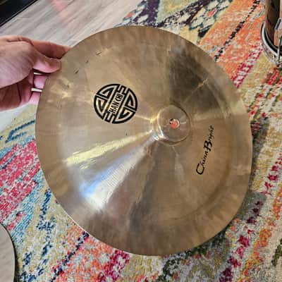Han Chi 14" Bright China Cymbal 672g image 2
