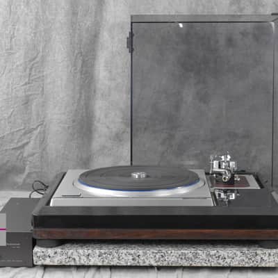 Technics SP-10MK2 Direct Drive Turntable w/SH-10E in Very Good condition image 1