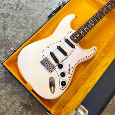 Fender Stratocaster ST-72 JV SQUIER 1983 scalloped Olympic white original vintage MIJ Japan image 5
