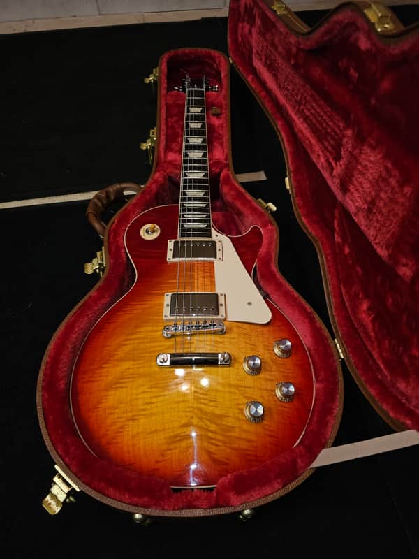 2024 Gibson Les Paul Standard '60s AAA Maple Top Heritage Cherry Sunburst