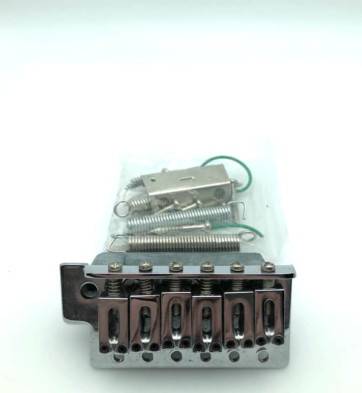 Stratocaster Style Tremolo Vibrato Assembly Chrome image 1