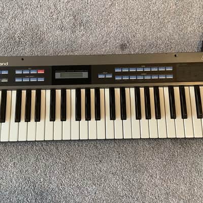 Roland Alpha Juno-1 / HS-10 49-Key Programmable Polyphonic Synthesizer 1985 - 1988 - Black