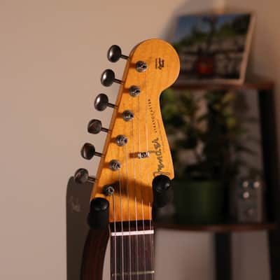 Fender DE Vintera Road Worn '60s Stratocaster Limited Edition - Rosewood Fingerboard, 3-Color Sunburst image 7