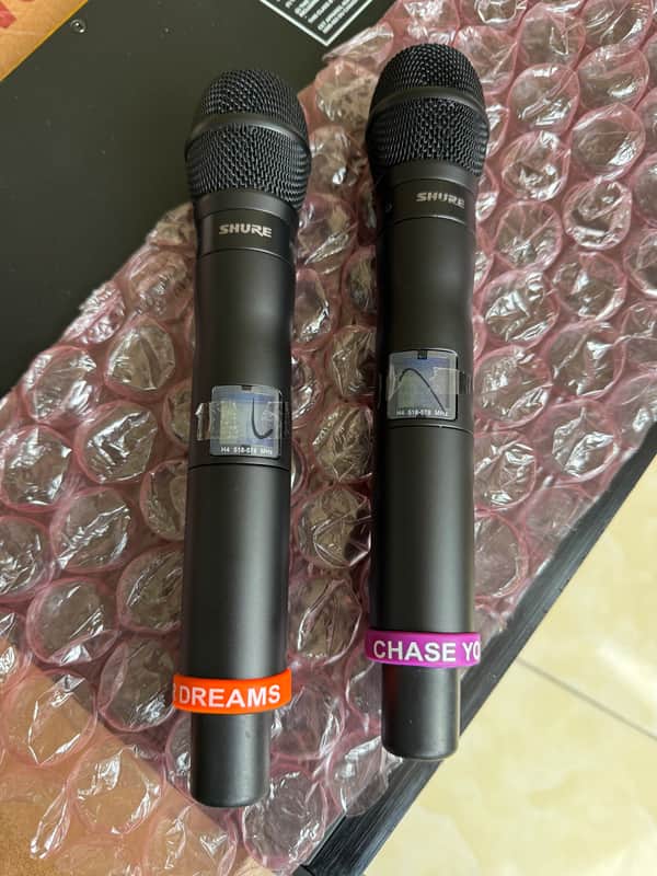 Shure UR2 Wireless Handheld Microphones with KSM9 Capsules – H4 Band, worldwide shipping image 1