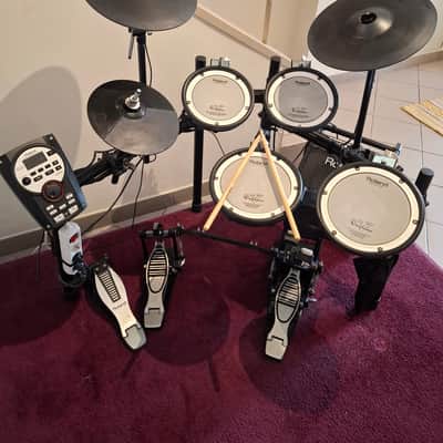 Roland TD-11KV V-Drum Kit with Mesh Pads 2010s - Black