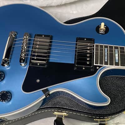 NEW! Gibson Les Paul Custom - Pelham Blue VOS - Dealer Select - Ebony Board - Authorized Dealer - Only 9.65 lbs - G07384 image 3