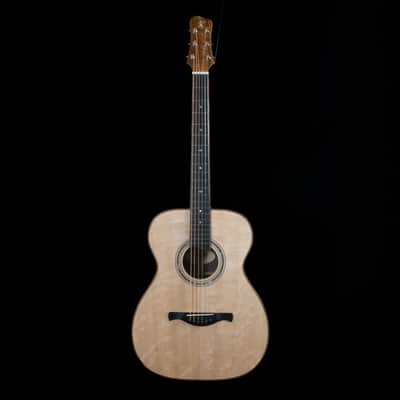Knight OM Bearclaw Sitka Spruce and Rosewood Handmade Guitar image 3