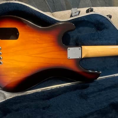 Fender American Deluxe Precision Bass 1995 - 3 Color Sunburst image 3
