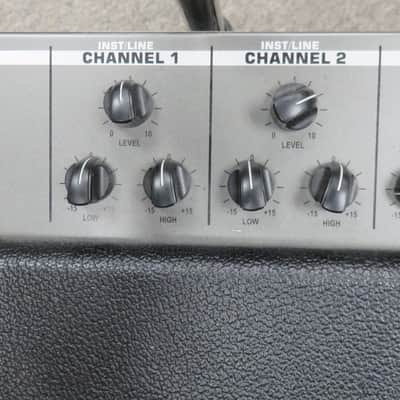 Peavey KB 4 15" Keyboard Amplifier image 7
