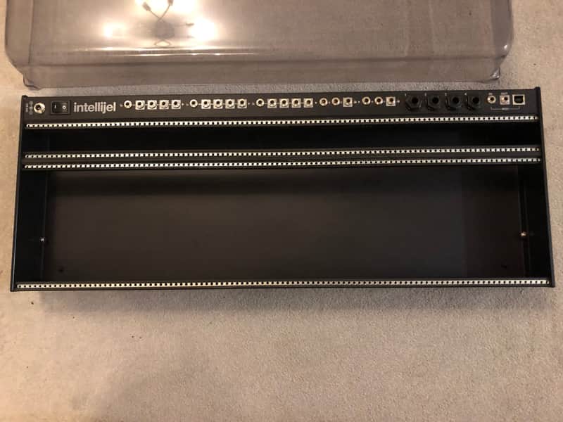 Intellijel 4U 104HP Palette Case