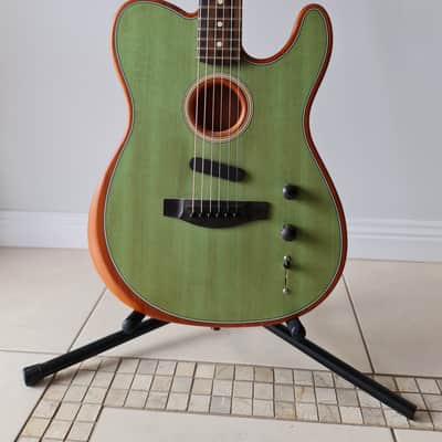 Fender Acoustic image 2