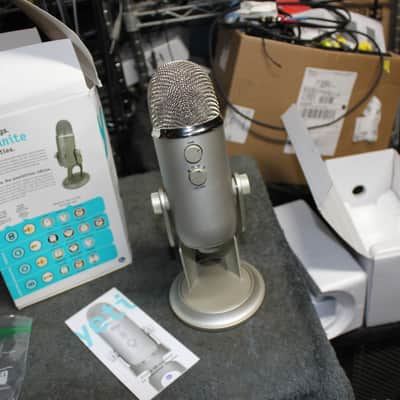 Yeti Blue/USB Mic with Stand and Box, Paperwork image 1