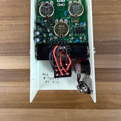 Fulltone OCD V1.6 Overdrive Guitar Effects Pedal image 7