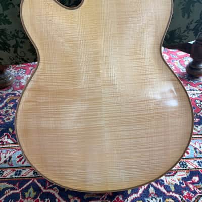 Immagine 2014 Wyatt Wilkie Strathcona Custom Archtop w/ Kent Armstrong + Calton Case - 16