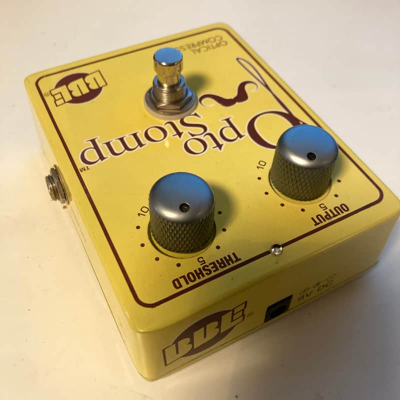 BBE Opto Stomp Optical Guitar/Bass Compressor with power supply