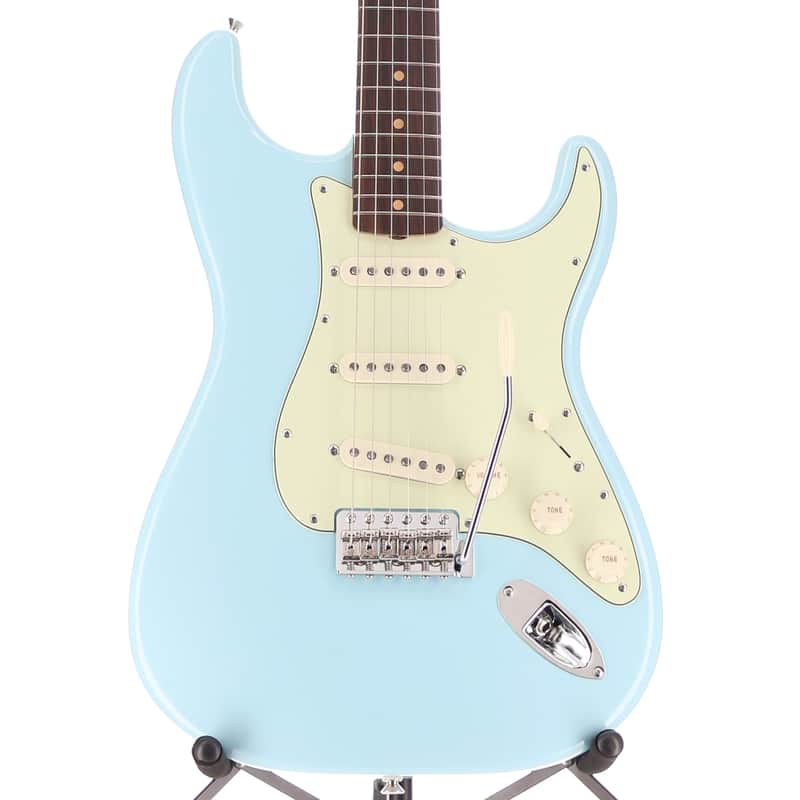 Fender Vintera III Early '60s Stratocaster image 9