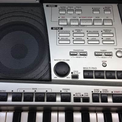 Yamaha PSR2000 ā
RARE from 2000sā
Professional Synthesizer / Keyboard ā
Cleaned & Full Checked image 7