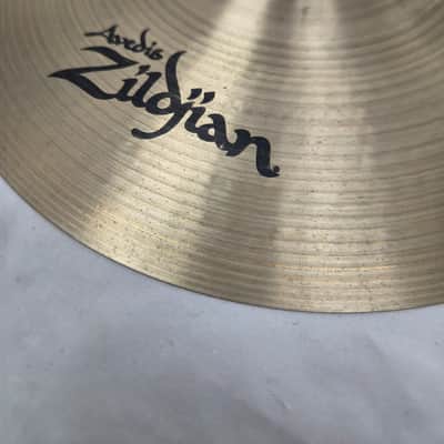 Zildjian 10" A Series Splash Cymbal - Traditional (245-14) image 3