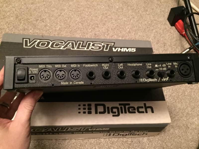 DigiTech VHM5 Vocalist 5-part Digital Vocal Harmony Processor with