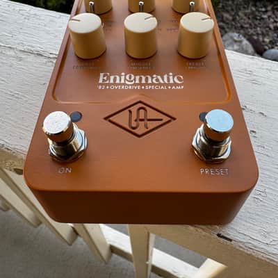 Universal Audio Enigmatic '82 Overdrive Special Amp 2024 - Present - Gold image 6