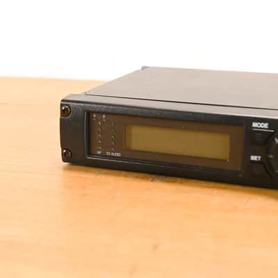 Shure ULXP24/BETA87A Handheld Wireless System - M1 Band NO POWER SUPPLY CG01YEA image 3