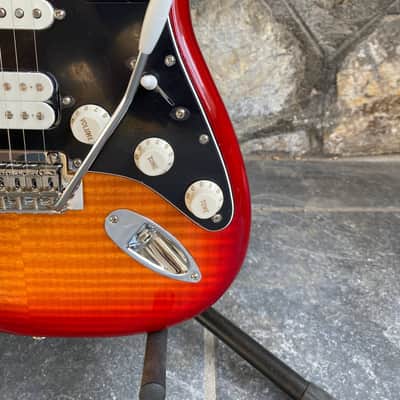 Fender Player Stratocaster HSS 2022 - Maple Fingerboard - Excellent Condition image 4