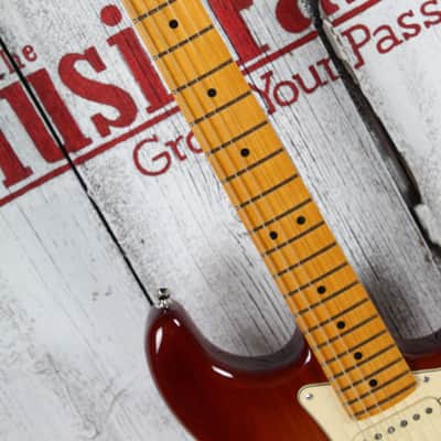 Fender American Professional II Stratocaster Electric Guitar with Hardshell Case image 10