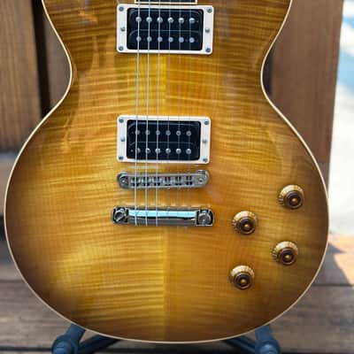 Gibson Les Paul Classic Antique 2008 - Flamed Gloss HoneyBurst image 4