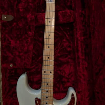 Fender Limited Edition 1956 Reissue Stratocaster with Maple Fretboard 1994 - 2-Color Sunburst image 11