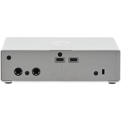 Steinberg IXO22 2 x 2 USB 2.0 Audio Interface with Two Mic Preamps - White image 6