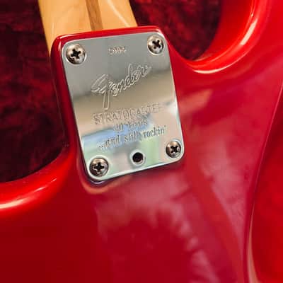 Fender 40th Anniversary American Standard Stratocaster with Maple Fretboard 1994 - Lipstick Red image 7