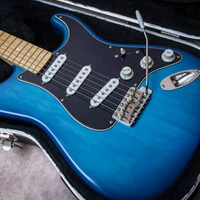 FENDER MIJ Hellecasters Limited Edition '97 Jerry Donahue Stratocaster "Sapphire Blue Transparent + Maple" (1997) image 2