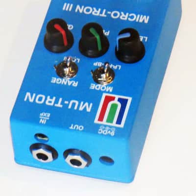 Mu-Tron Micro-Tron III Classic & BatteryBuddy bundle 2017 Electric Blue Mu-FX image 5