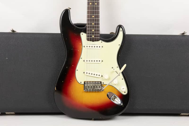 1964 Fender Stratocaster, Sunburst - Excellent