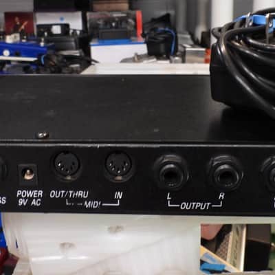 Alesis Midiverb III 3 16-Bit Multi Effects Processor Rack Reverb w/Adapter image 5