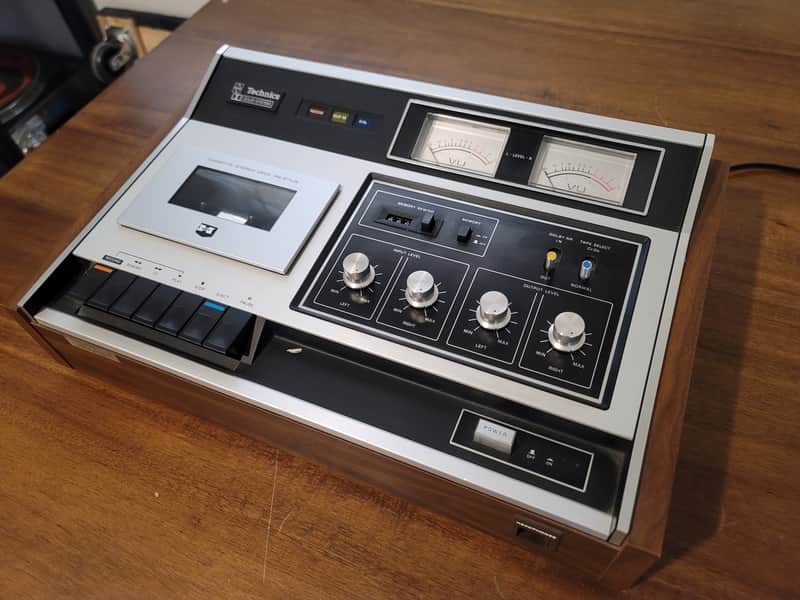 Technics RS-271US Vintage Stereo Cassette Deck w/ VU Meters, Original Box & Manual – Near Mint Fully Tested image 1