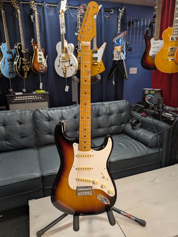 Fender Vintera '50s Stratocaster Modified with Maple Fretboard 2020 - 2-Color Sunburst