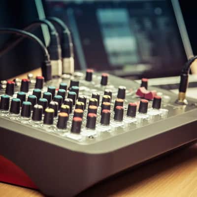 Allen & Heath ZEDi-10FX | Compact 10-Input Hybrid Mixer/USB Interface with Effects. New with Full Warranty! image 7