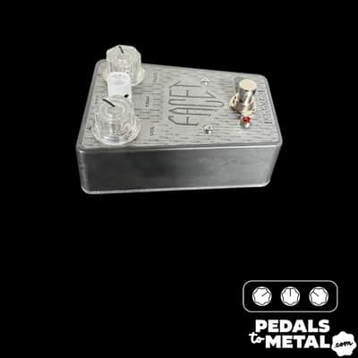 Reeves Electro Facet tonebender mk1.5 2025 Ltd Edition Version with Acid Etched Graphic and Red Metallic interior - X14864 image 10