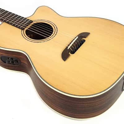 Alvarez Yairi Stage WY1 Cedar Top Rosewood Back and Sides - Natural Satin - 75966 image 5