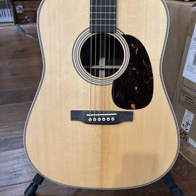 Martin  D-28 Modern Deluxe  2026 / #3025667 image 2