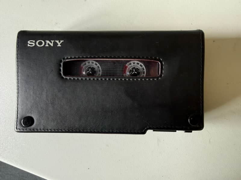 Sony WM-D6C Professional Walkman Portable Stereo Cassette Recorder 1985 - 2002 - Black image 1