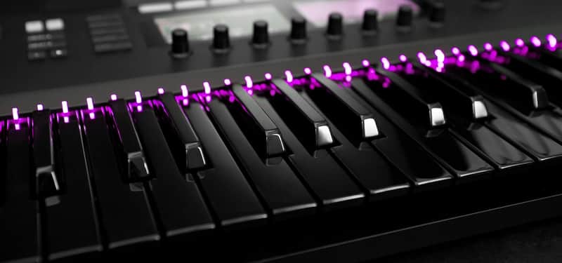 Native Instruments Komplete Kontrol S49 Limited Black Edition with